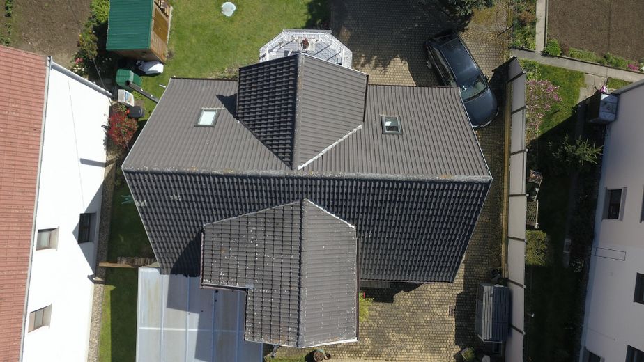 Charmantes Einfamilienhaus mit Garten – Ihr neues Zuhause in Liebschützberg-Clanzschwitz – Luftbild