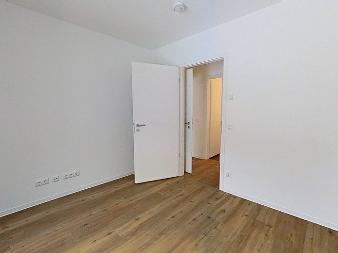 +++Schicke 2-Zimmer-Neubauwohnung mit Balkon im Neubauquartier 'Field 4'+++ – Ansicht II: Schlafzimmer