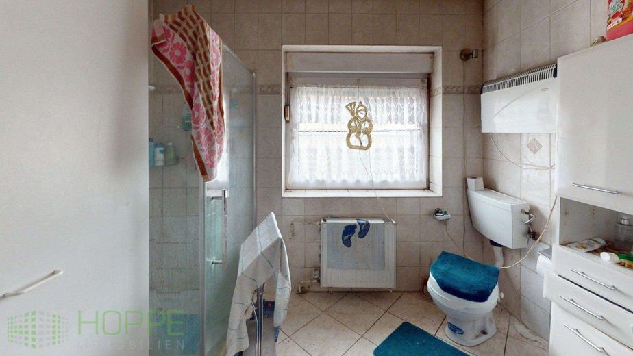 Sernow - Handwerkerobjekt auf schönem Grundstück – Duschbad