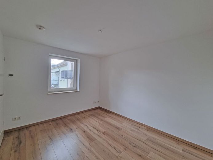Tolle Maisonettewohnung mit Stellplatz in der Remise! – Kleines Zimmer
