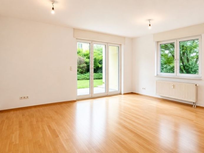 Ruhige Gartenterrasse mit 3-Zimmer-Wohnung - total zentral, sofort bezugsfrei – Foto 1