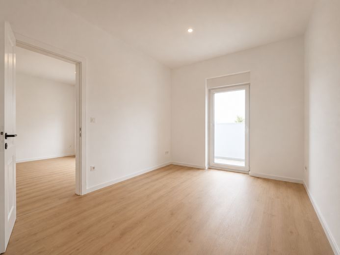 *Charmante DHH stilvoll renov. mit gr. Garten &amp; Garage* – OG Zimmer
