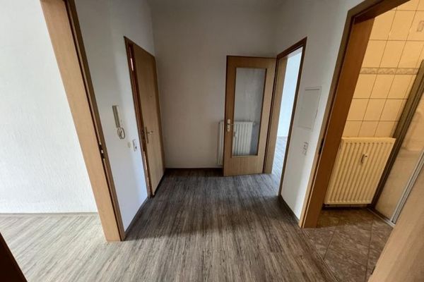 Centrally located! Elevator and balcony! Beautiful one-bedroom apartment