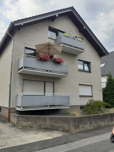 mieszkanie 1,5-pokojowe na 1. piętrze w domu 6-rodzinnym – Hausansicht