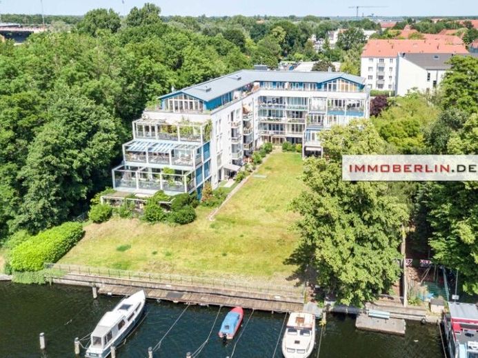 IMMOBERLIN.DE - Licht appartement met loggia & lift aan de Spree – Photo 1