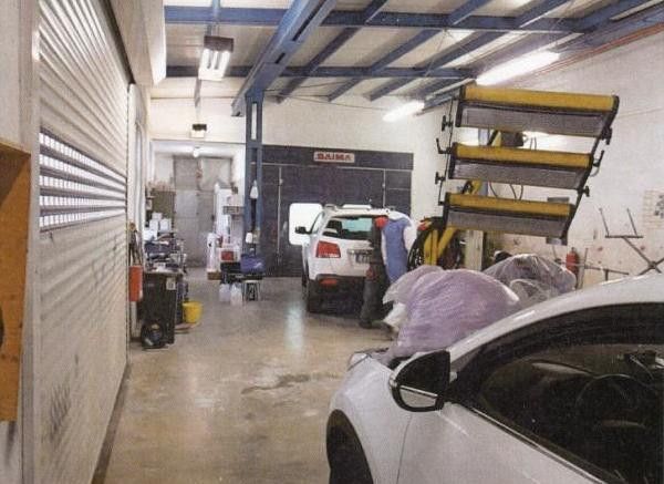 Ehem. Autohaus - Kleinteilig aufgeteilt - Kapitalanlage od. Selbstnutzer – Ehem. Lackierhalle