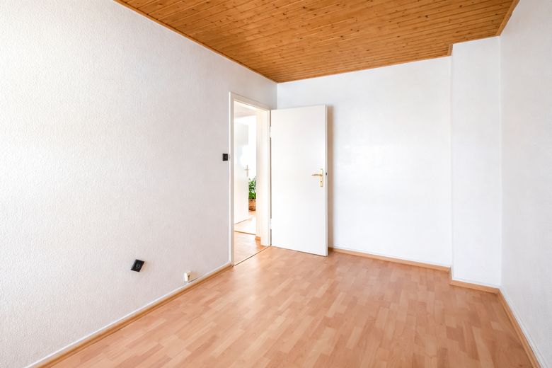 Helle 3-Zimmer Wohnung / 74 qm / 3 Zimmer / 680 € kalt – Schlafzimmer