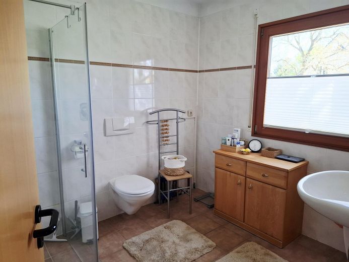 Traumhaftes Familienidyll in Glienicke/Nordbahn Einfamilienhaus – von privat – Erdgeschoss Duschbad