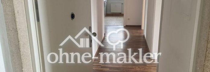 Appartamento al piano rialzato con 3 locali, cucina componibile, giardino comune e posto auto