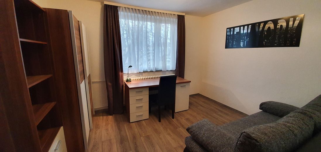 Möbliertes 3-Zimmer-Apartment in Bestlage nahe Q6/Q7 – WG-geeignet & sofort bezugsfrei – Schlafzimmer Sofa-Schlaffunkti