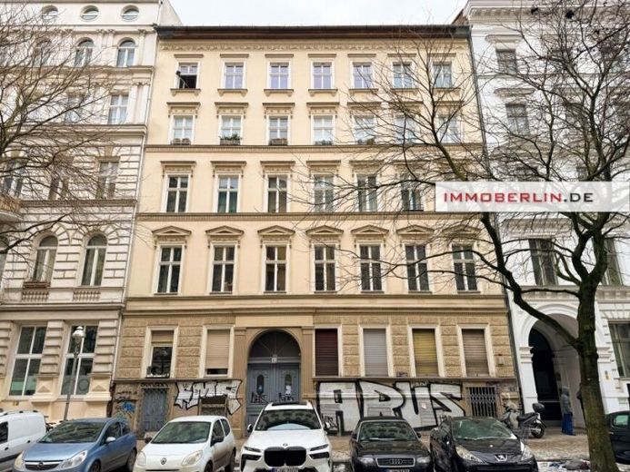 IMMOBERLIN.DE - Solides Investment in gefragter Lage! Wohnung mit Gewerbeeinheit – Foto 1