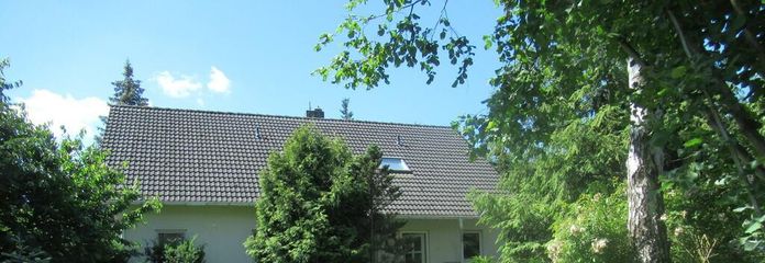 Zweigenerationenhaus mit separaten Eingängen - großer naturnaher Garten