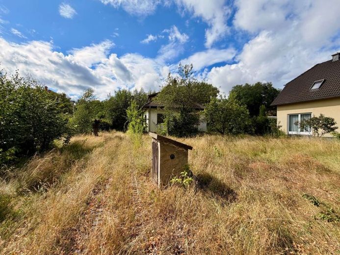 735 m² di terreno edificabile in una tranquilla zona residenziale – il vostro spazio per una casa unifamiliare a Berlino-Mahlsdorf – Foto 1
