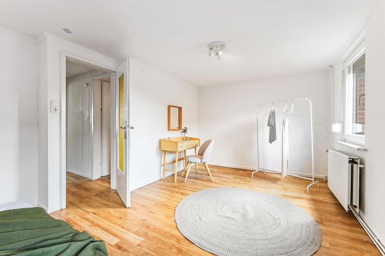 Sofort frei, Stadthaus in Finkenwerder, 4 Zimmer + Büro, Provisionsfrei – Foto 9