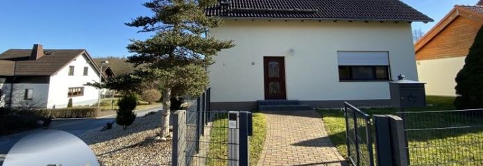 Świetnie! Przepiękny dom jednorodzinny z wyposażoną kuchnią, ogrodem i dużym tarasem!
