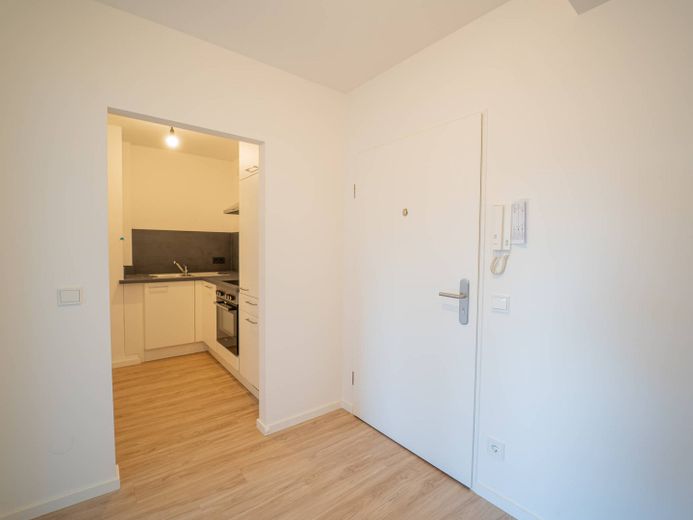 Neu saniertes Highlight: Helles Zuhause mit hochwertiger Ausstattung vor Schnelsen – Musterbild