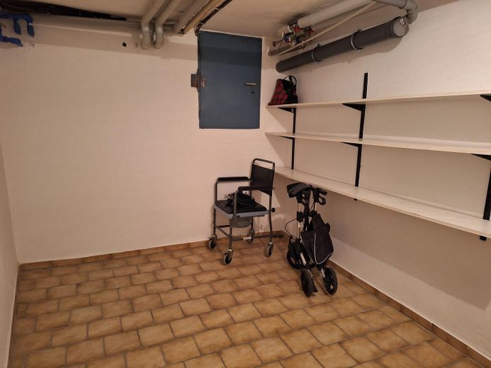 Casa residenziale con capannoni di stoccaggio senza commissioni – Foto 18