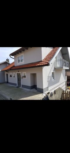 Geräumiges Einfamilienhaus mit Doppelgarage in Neuschönau – IMG_8592