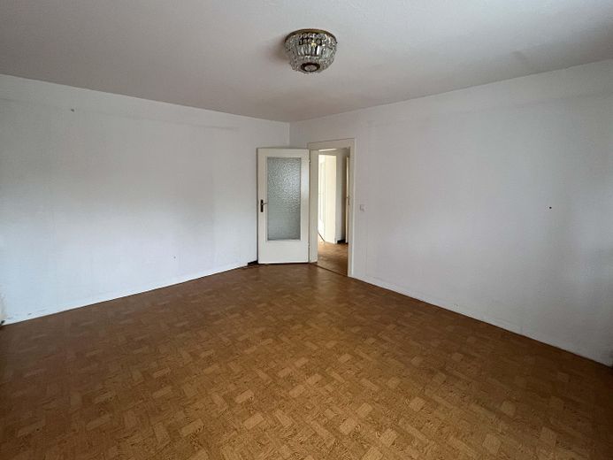 Einfamilienhaus in attraktiver Lage von Berlin-Hohenschönhausen – Schlafzimmer Eltern