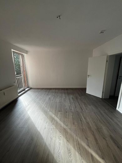 Großes Zimmer 1/2