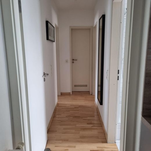 Flur zu Bad, WC, Schlafräume