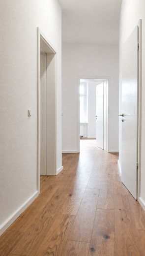helle & sanierte 3-Raum Wohnung im Hochparterre ab Okt/Nov. – फोटो 1