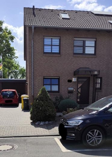 Exklusives Familienparadies mit Wellness-Faktor nahe Düsseldorf – Front