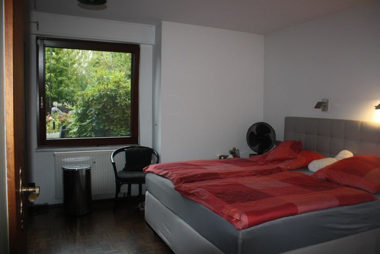 Ексклюзивна, безбар’єрна квартира у найкращому місці – Schlafzimmer