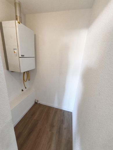 Erstbezug nach Renovierung: Helle 2-Zimmer-Wohnung mit EBK in Elberfeld (Ideal für WG & Paare)! – Foto 8