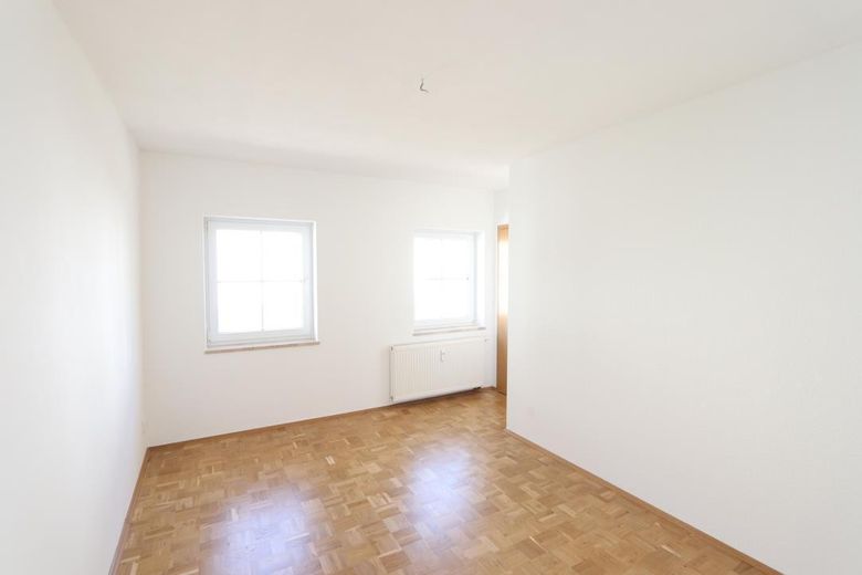 Außergewöhnliche Wohnung in toller Lage! Parkett, Wintergarten, Balkon/Terrasse – Schlafzimmer