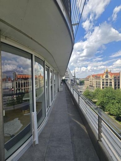 Penthouse-Wohnung mit Blick auf den Markt – Terasse