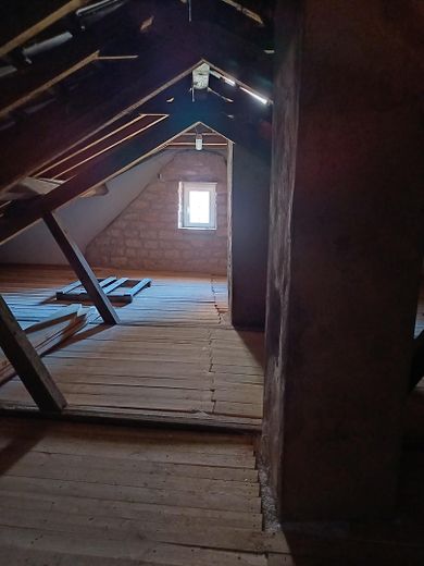 Einfamilienhaus in Kaiserslautern Erfenbach auf Eigentumsgrundstück, mit Anbau und Garten – begehbarer Dachboden
