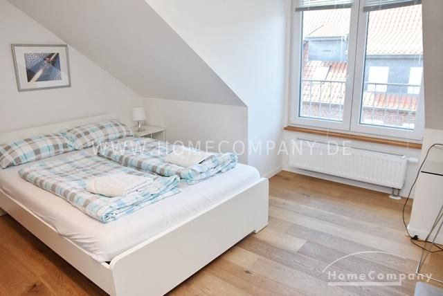 Zentrum, Modern möblierte DG-Wohnung mit Dachterrasse und offener Küche in zentraler aber ruhiger Lage – f24bdc33b90cdc7534099140a6a531f0cf659355.jpg