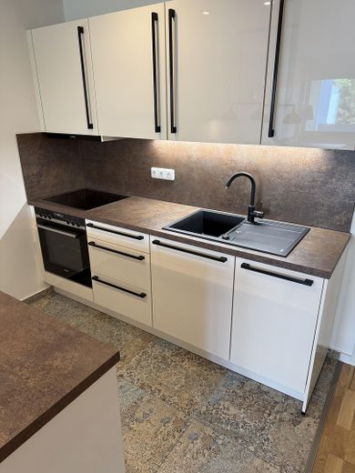 Exklusives Apartment in begehrter Wohnlage - Provisionsfrei direkt vom Eigentümer – Küche 3