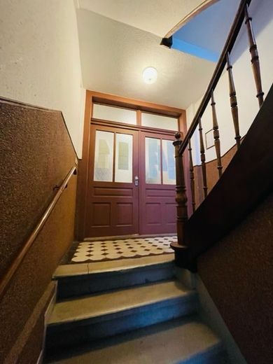 Geräumige Altbauwohnung in Stuttgart Ost – Treppenhaus