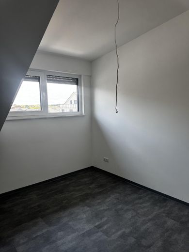 Wohnen mit Stil: Penthouse-Wohnen im Grünen – 4-Zimmer-Dachgeschosswohnung mit ca. 144 m² – Kinderzimmer 2