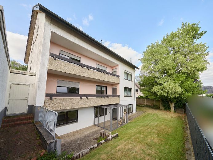Investimento con prospettiva – 4-MFH con suddivisione WEG e 4 libri fondiari in 32278 Kirchlengern – Südansicht