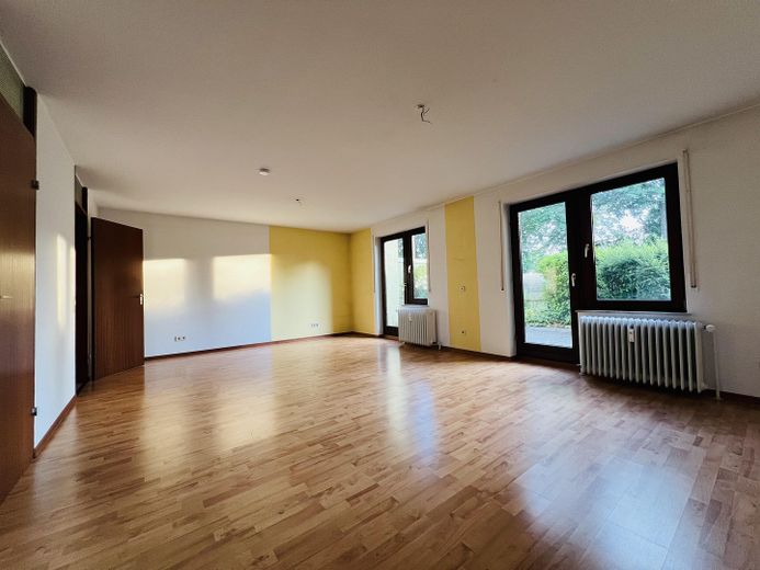 Sehr gepflegte 2,5-Zimmer-Wohnung in Top-Lage mit Terrasse, Garten,Garage in Ro... – Foto 11