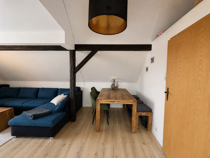 Modernisiertes Fachwerkhaus mit großzügiger Dachterasse und Platz für die Familie – Foto 9