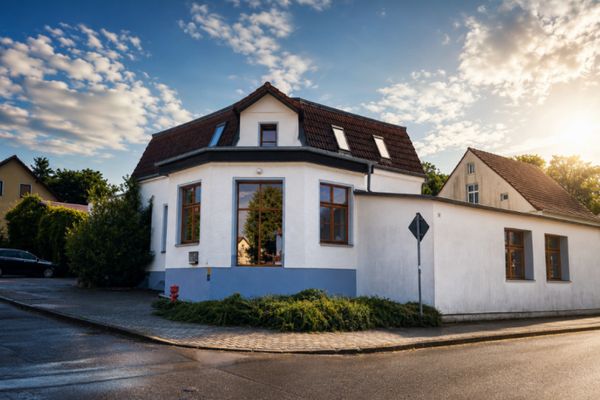 Märkische Schweiz: Charmantes Landhaus mit Einliegerwohnung nahe Buckow