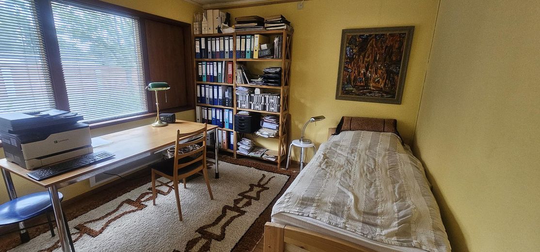 Energieeffizientes Haus in Hannover-Bothfeld von Privat - 758.000 € VB – Büro/Gästezimmer EG