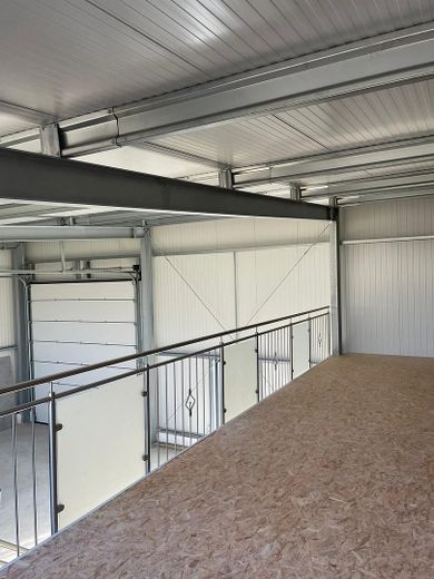 Capannoni commerciali versatili a Buseck (Zeilstraße) in affitto – Halle 1