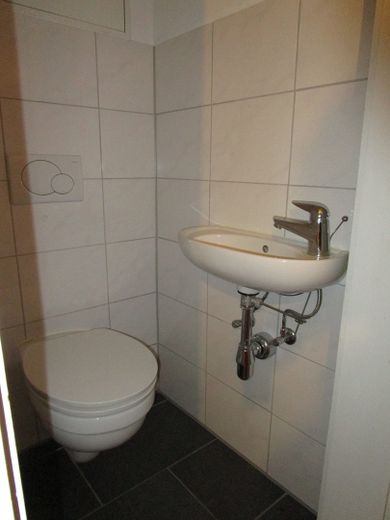 3,5 ZKB Gießen Innenstadt, 4.OG mit Süd-Balkon, und Fernblick – separates WC