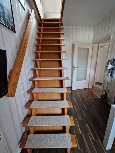 Treppe_DachgeschossZimmer