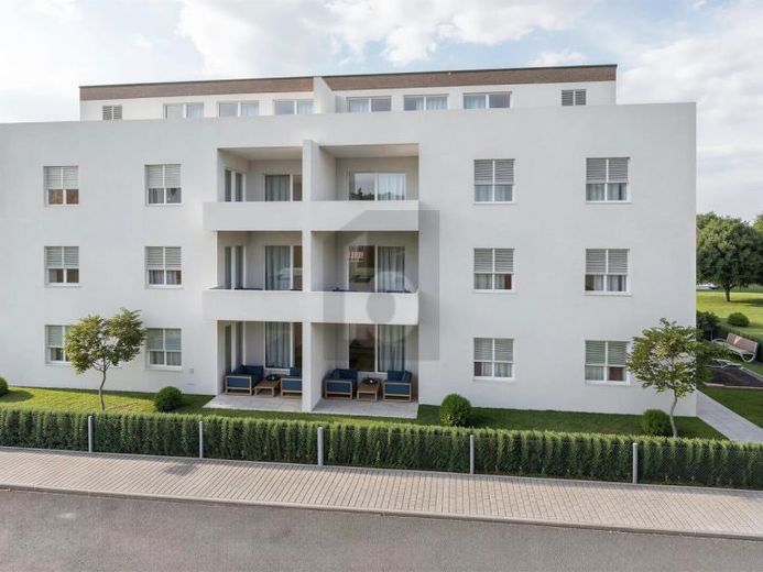 SENZA COMMISSIONI, POSIZIONE TOP CON BALCONE E CUCINA – Foto 1