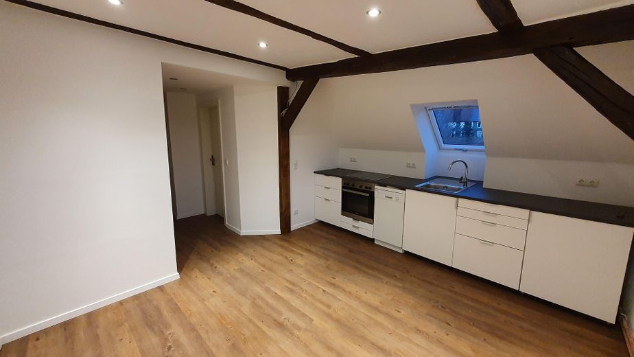 Accogliente appartamento monolocale (ca. 35 m²) vicino all’università – posizione tranquilla, con cucina componibile – Wohnküche