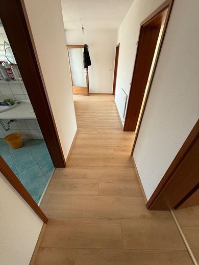 Zweifamilienhaus mit 2 sep. Wohneinheiten | Mögl. Anlageobjekt – Flur Wohnung OG