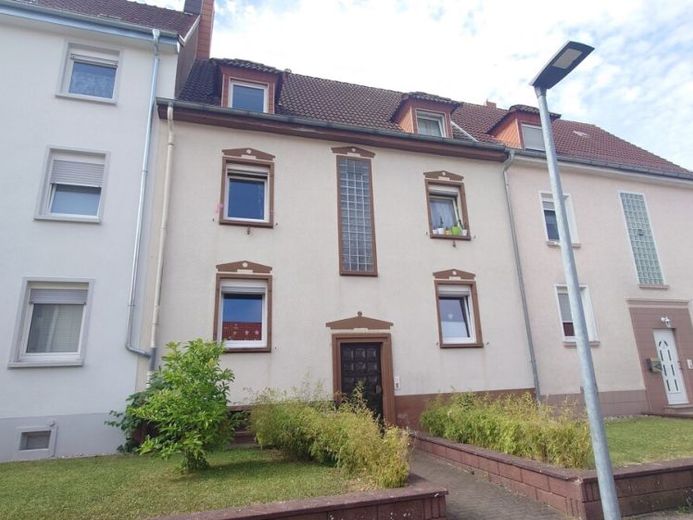 Mehrfamilienhaus in Pirmasens – फोटो 1