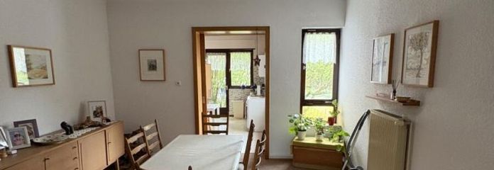 2 Familienhaus mit Garten zur Eigengestaltung, renovierungsbedürftig