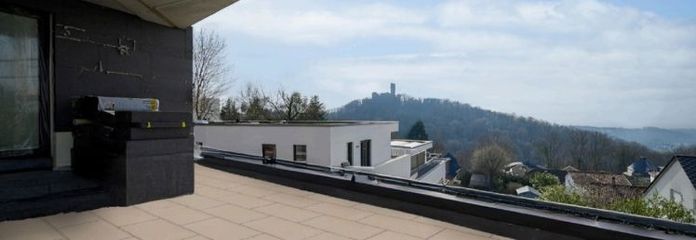 PENTHOUSE DER SUPERLATIVE MIT BLICK AUF DIE BURGRUINE KÖNIGSTEIN